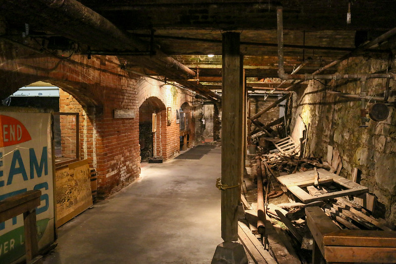 Bill Speidelβs Underground Tour